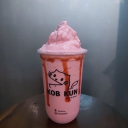 นมสดสตอเบอรี่ปั่น