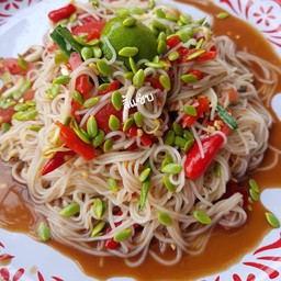 ตำขนมจีน