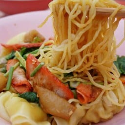 นม กะ เพรา (Nom Ka Prao)