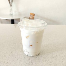 นมสดเย็น