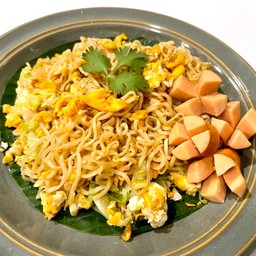 มาม่าผัดไข่