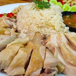 ข้าวมันไก่ แม่อุไร