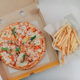 พิซซ่าถาดใหญ่+เฟรนฟรายปกติ