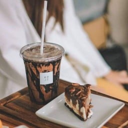 KOJI Cafe & Dessert
