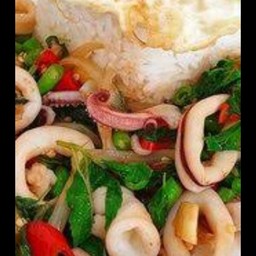 ข้าว-ผัดกระเพราทะเล(ไข่ดาว)