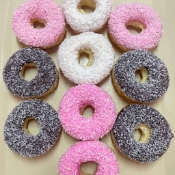 Daily Donuts (เดย์ลี่ โดนัท) ท่าม้า เมืองคอน