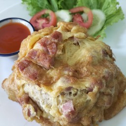 ข้าวหอมมะลิไข่เจียวแฮมเบทาโกร