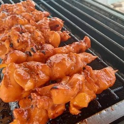 ร้านเด็ดยกนิ้ว หน้า รรแหลมทอง