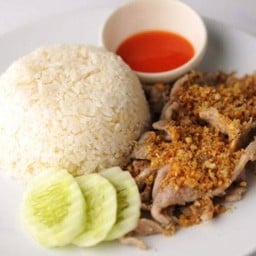 ข้าวหมูทอดกระเทียม