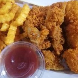 เฟรนฟราย+ไก่ไม่มีกระดูก