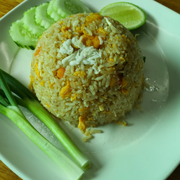 ข้าวผัดปู
