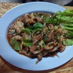 น้ำตกหมู