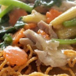 ราดหน้าหมี่กรอบ+ปลากระพง