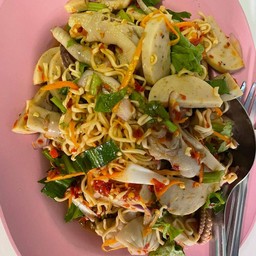 ยำปลาร้าม่าม่าหมูยอ