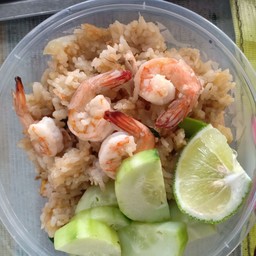 ร้้านข้าวกล่อง  ตามสั่งและอาหารอีสาน ตลาดบ้านดู่