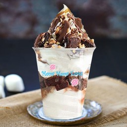 ไอศกรีมซันเดย์ใหญ่ ไมโลอัลมอนด์ Icecream Sundae Milo Almond Large 3011