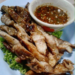 คอหมูย่าง