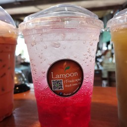 สตอเบอรี่โซดา