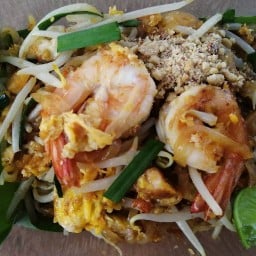 ผัดไทใบเฟริ์น สาขา1