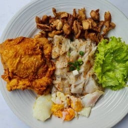 1+1 คั่วไก่ เชลล์ชวนชิม ถัดจากรพ.ธนบุรี 2