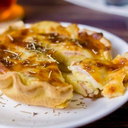 The Simply Steak Pie