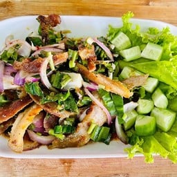 น้ำตกคอหมูย่าง