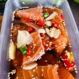 แซลมอนดอง