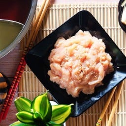 ไก่หมักงา 200 กรัม