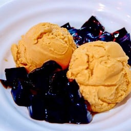 ไอติมชาไทยเฉาก๊วย