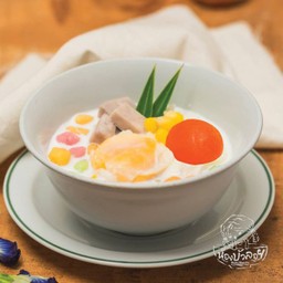 บัวลอยกะทิสด ใส่ไข่คู่