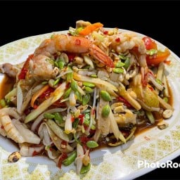 ป้าเขียวก๋วยเตี๋ยวส้มตำ