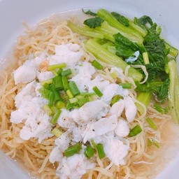 บะหมี่เนื้อปูล้วน