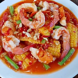 ยำข้าวโพดกุ้งสุก