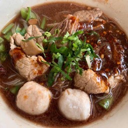 ก๋วยเตี๋ยวเรืออารมณ์ดี หนองเกตุใหญ่