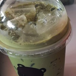 นมหมีชาเขียวมัทฉะเย็น