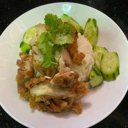 จุใจข้าวมันไก่ ข้าวหมูแดงหมูกรอบ