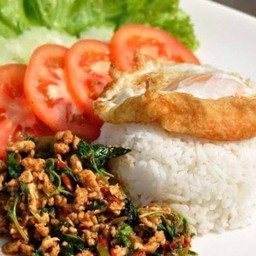 ข้าวกะเพราไก่