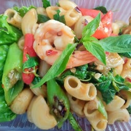 มักกะโรนีผัดขี้เมา (ทะเล)