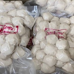 ลูกชิ้นบุญชูปั้นสด (500กรัม)