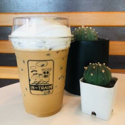 In-train Cafe’