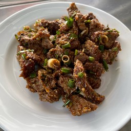 ลาบน้ำตกหมู