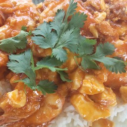 กุ้งผัดไข่เค็ม ราดข้าว