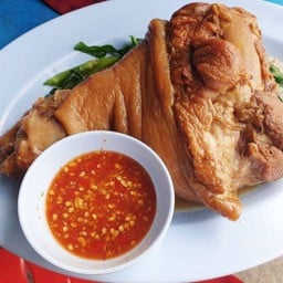 ขาหมูพะโล้(ขา)