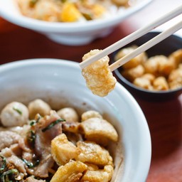 ก๋วยเตี๋ยวน้ำตก