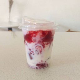 นมสด สตอเบอรี่