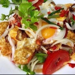 ยำไข่ดาว