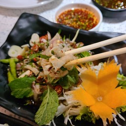 ก้อยผ้าขี้ริ้ว