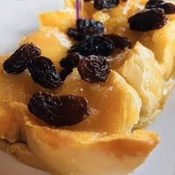 ปังปิ้งเนยถั่วลูกเกด