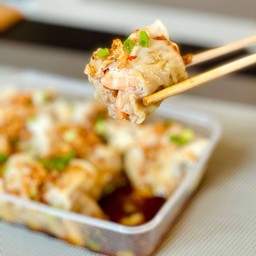 เกี๊ยวทรงเครื่องบางทราย & โตเกียว by คุณพิม (สาขาแพรกษา) หมู่บ้านปัญฐิญา แพรกษา