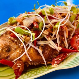 ส้มตำปลาทับทิม